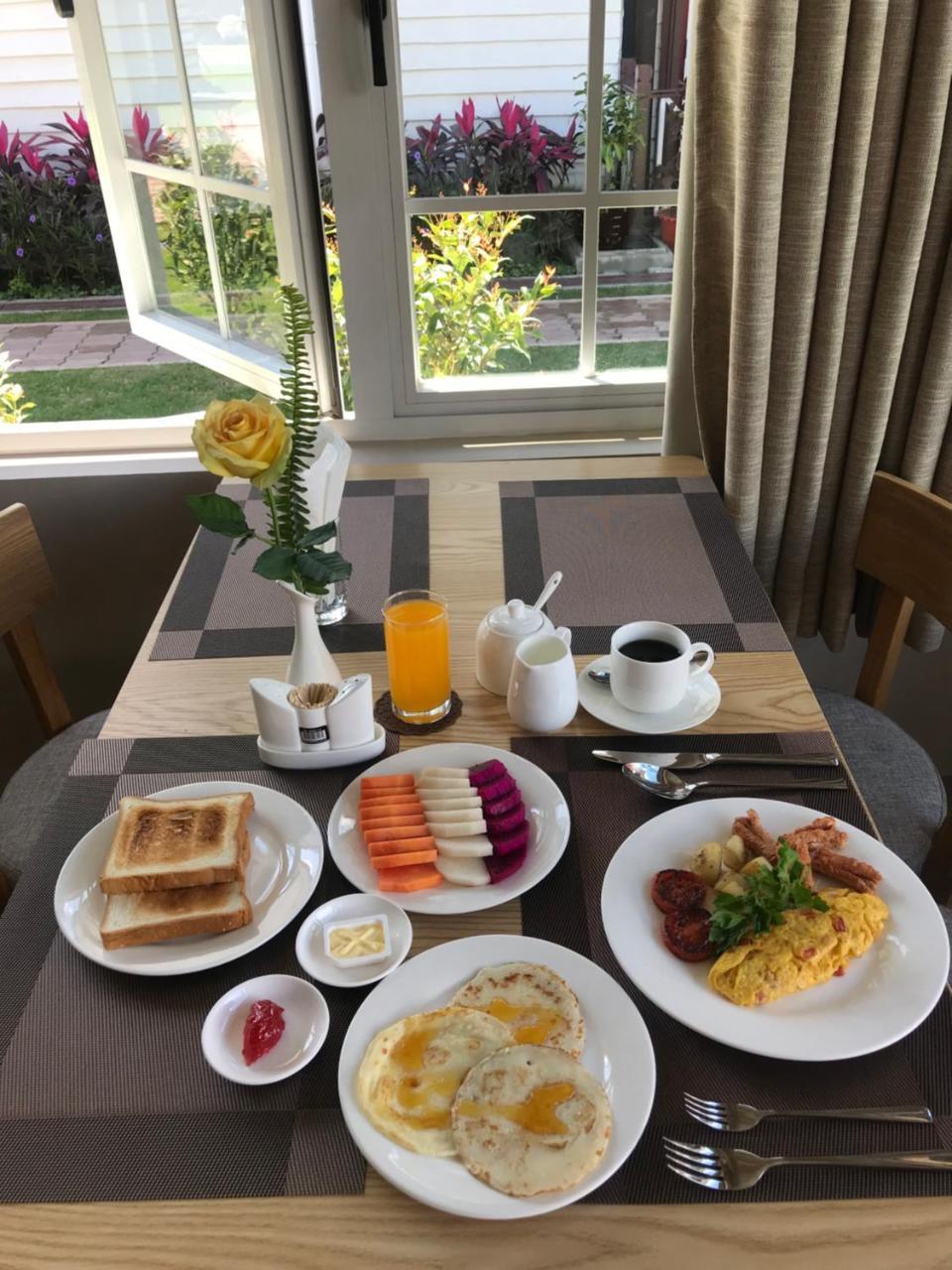 Silver Lake Hotel Nyaung Shwe Dış mekan fotoğraf